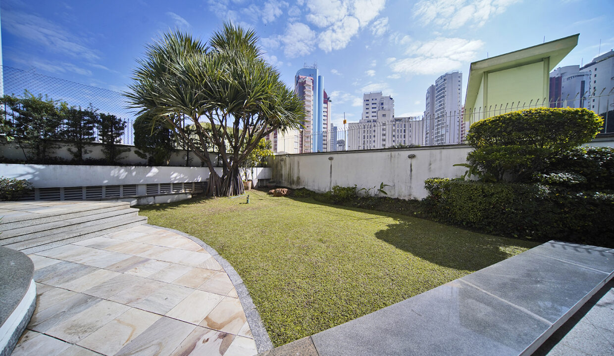 Vende-se Apartamento 03 Suites na Paraíso com 03 vagas