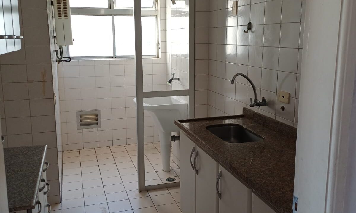 Vende-se Apartamento no Jabaquara de 01 dorm. com 01 vaga